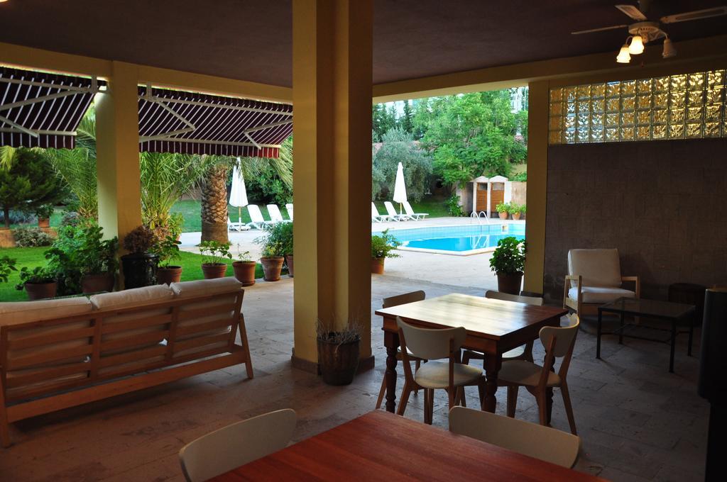 Palm Court Suites Ayvalik Luaran gambar